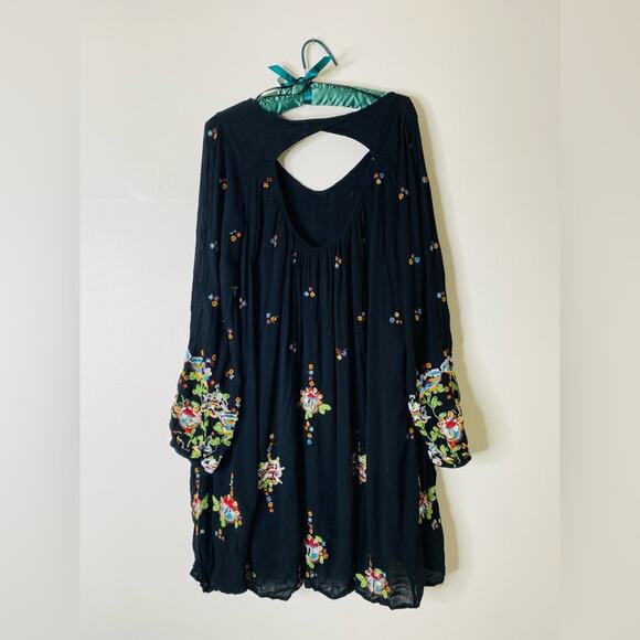Free People Oxford Mini Dress floral bell sleeves open back embroidered flowy - Picture 4 of 9